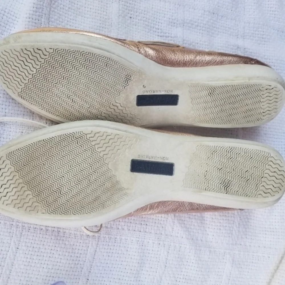 Sperry rosegold leather‎ topside 9.5